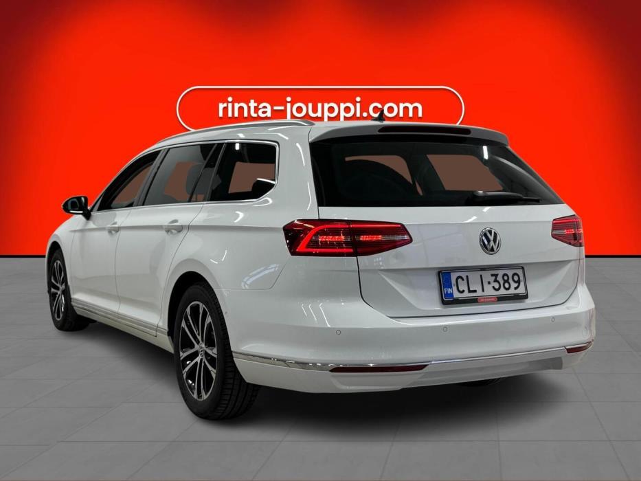 VOLKSWAGEN Passat 2017