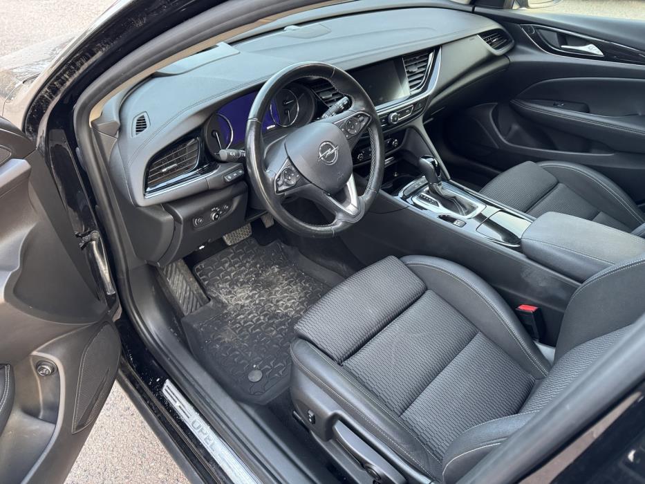 OPEL Insignia 2019