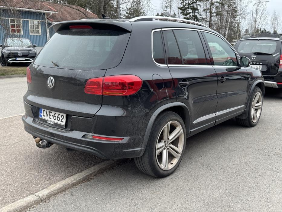VOLKSWAGEN Tiguan 2016