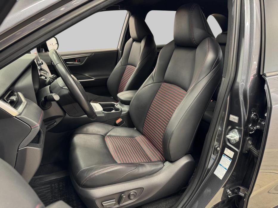 TOYOTA RAV4 Plug-in 2021