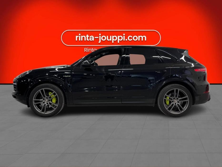 PORSCHE CAYENNE 2020