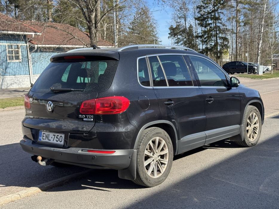 VOLKSWAGEN Tiguan 2015