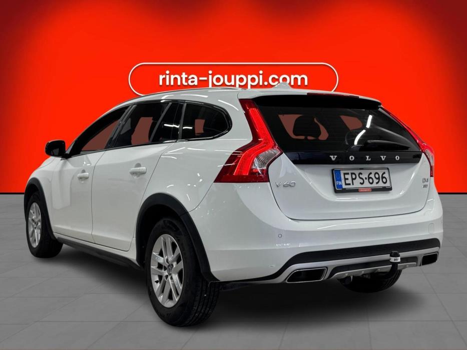 VOLVO V60 Cross Country 2016