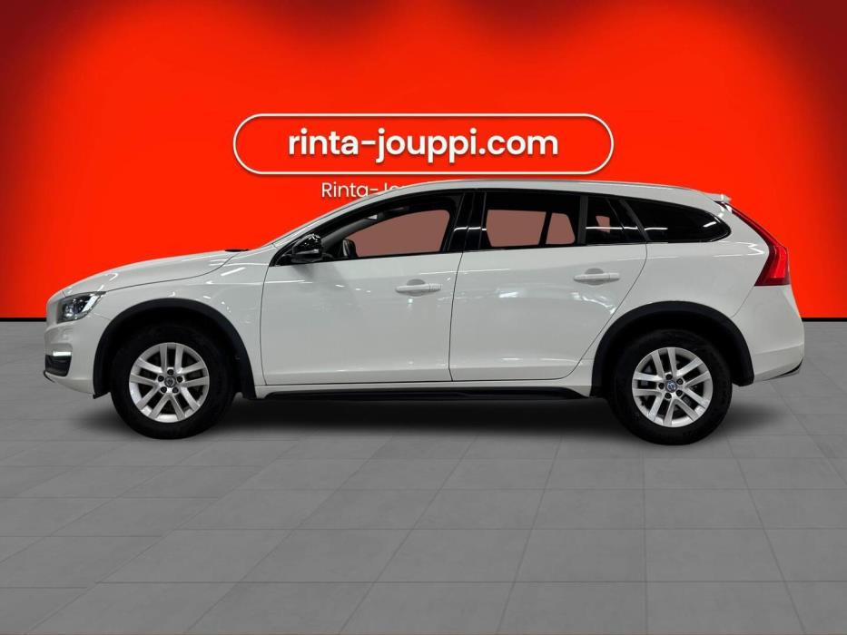 VOLVO V60 Cross Country 2016
