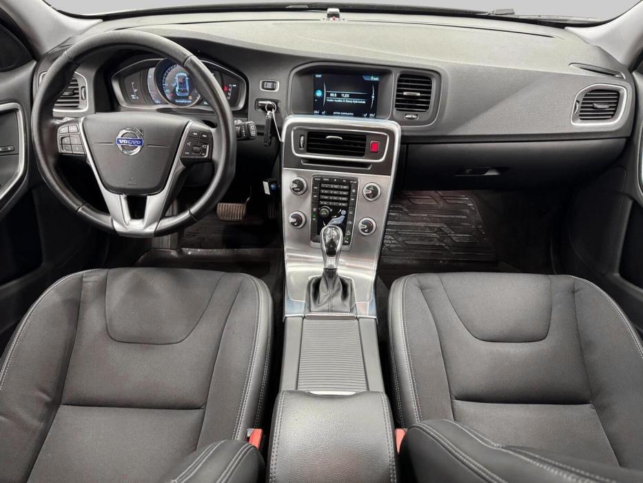 VOLVO V60 Cross Country 2016