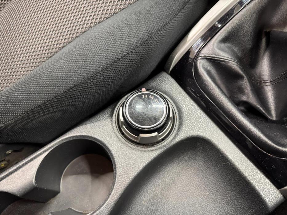 MITSUBISHI L200 2016