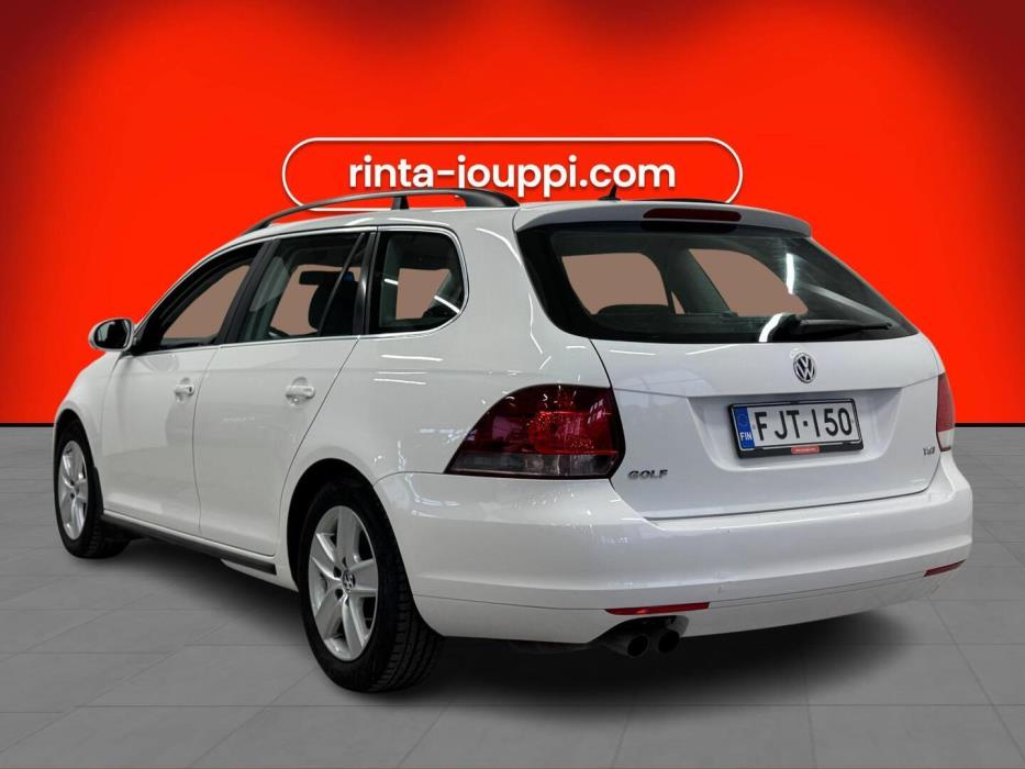 VOLKSWAGEN Golf 2010
