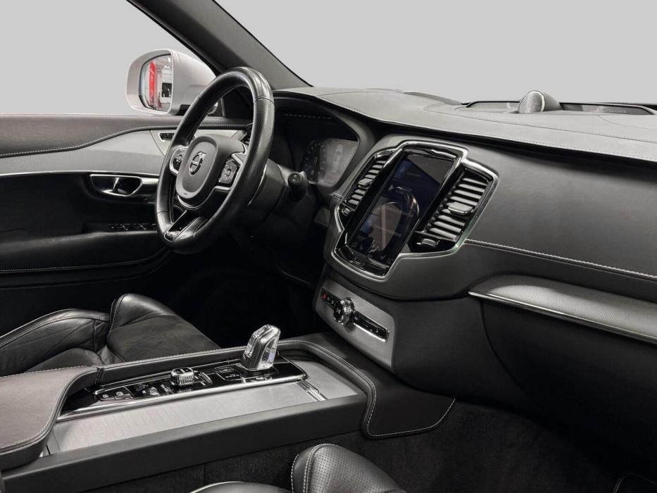 VOLVO XC90 2017