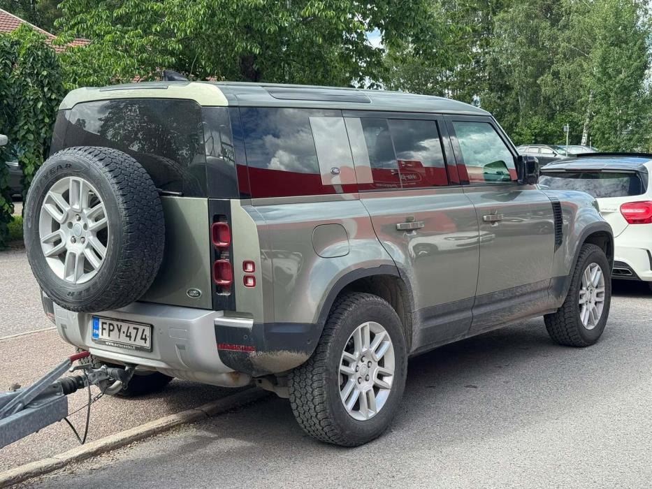 LAND ROVER Defender 2021