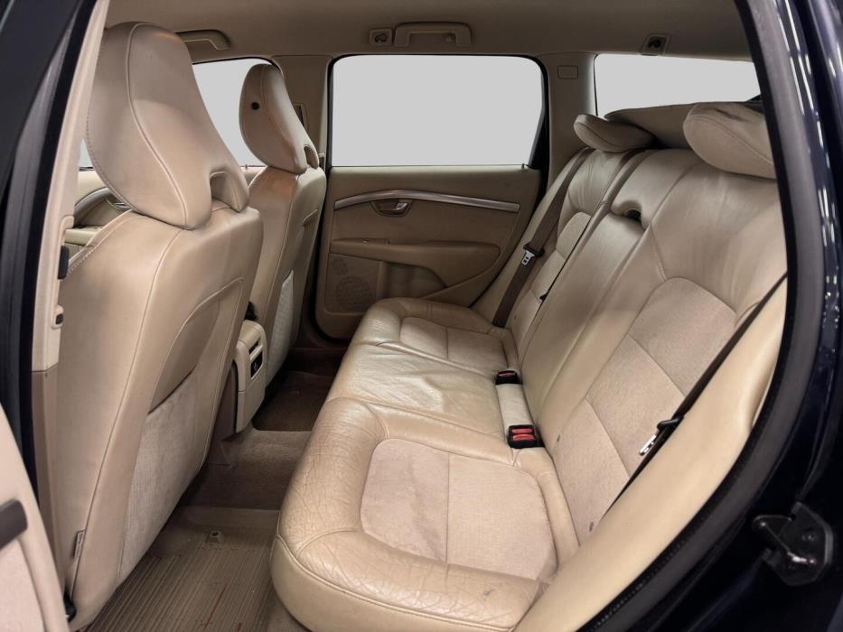 VOLVO V70 2008