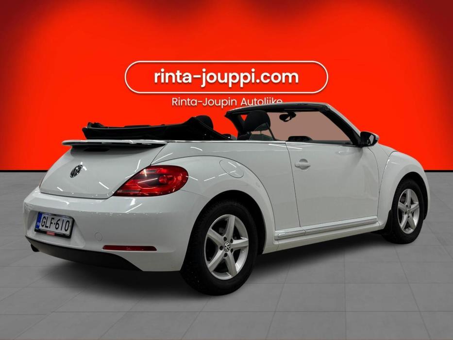 VOLKSWAGEN Beetle 2014