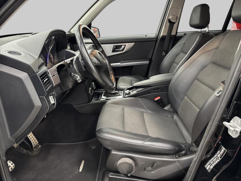 MERCEDES-BENZ GLK 2011