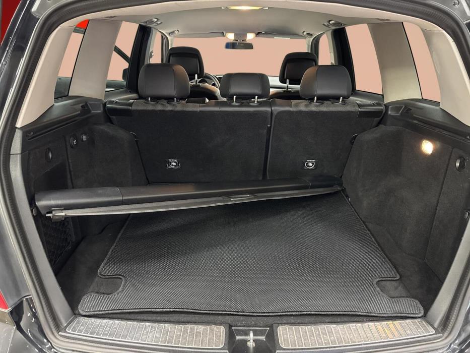 MERCEDES-BENZ GLK 2011
