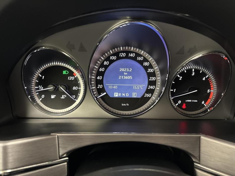 MERCEDES-BENZ GLK 2011