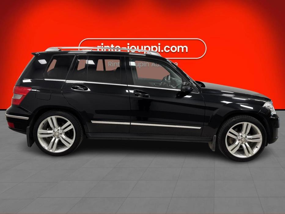 MERCEDES-BENZ GLK 2011