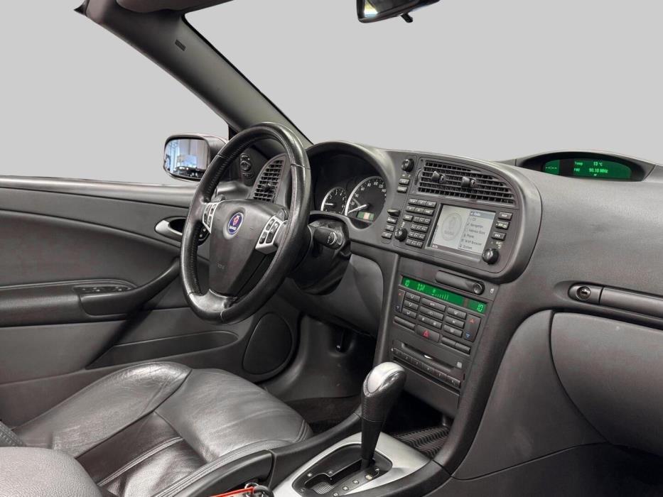 SAAB 9-3 2005