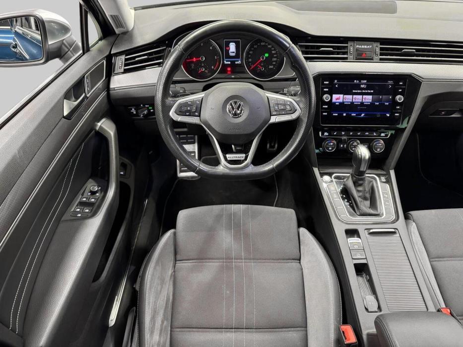 VOLKSWAGEN Passat 2020
