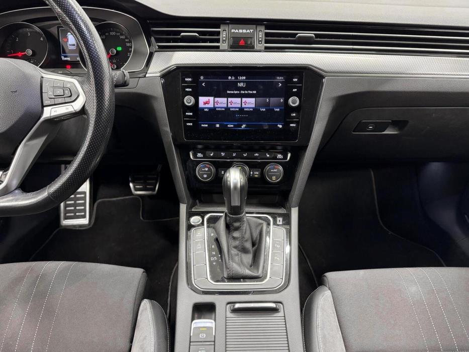 VOLKSWAGEN Passat 2020