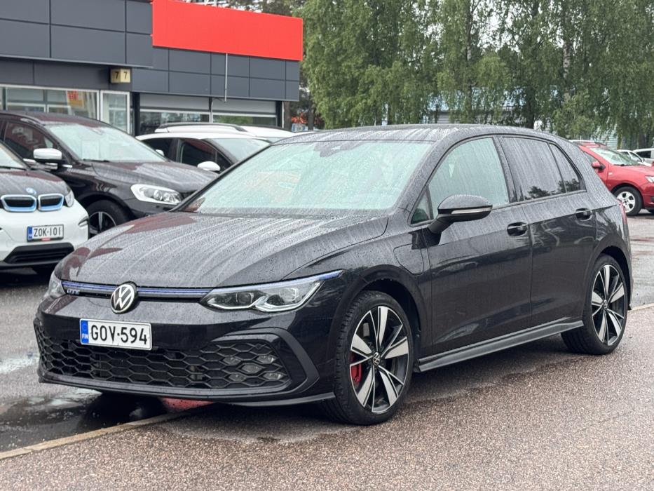 VOLKSWAGEN Golf 2021