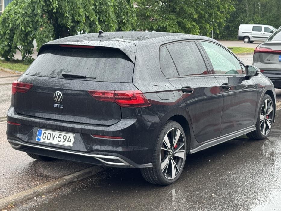 VOLKSWAGEN Golf 2021