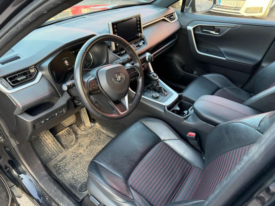 TOYOTA RAV4 Plug-in 2021