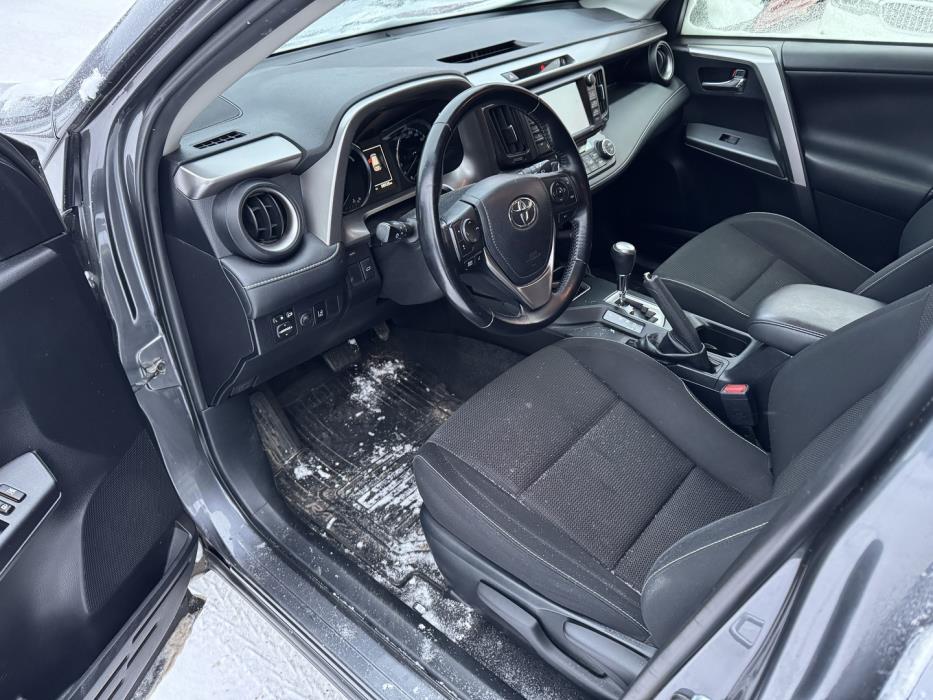 TOYOTA RAV4 2016