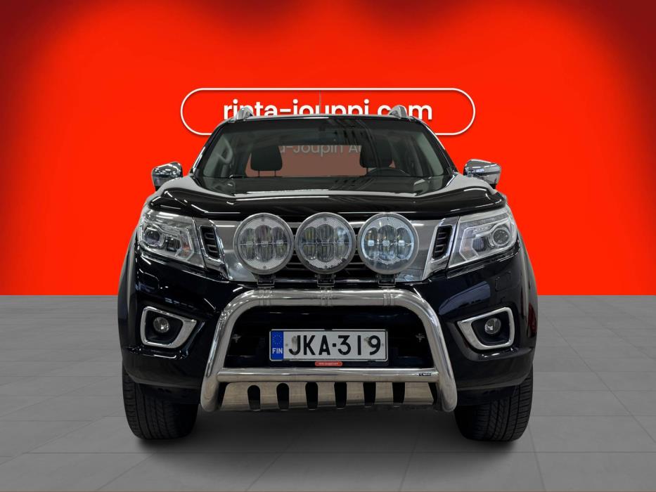 NISSAN Navara 2016