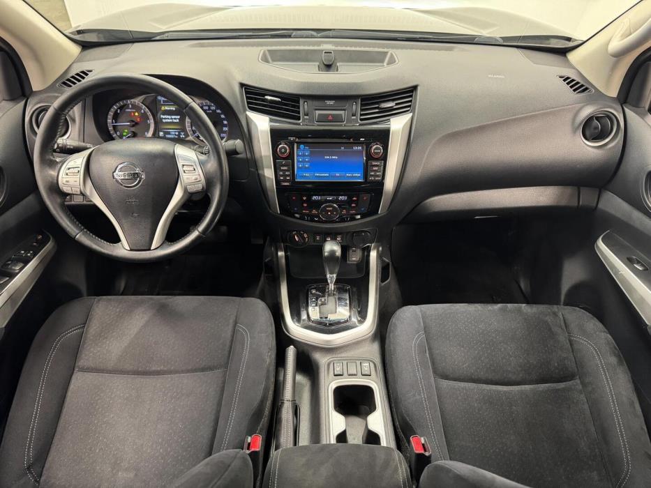 NISSAN Navara 2016