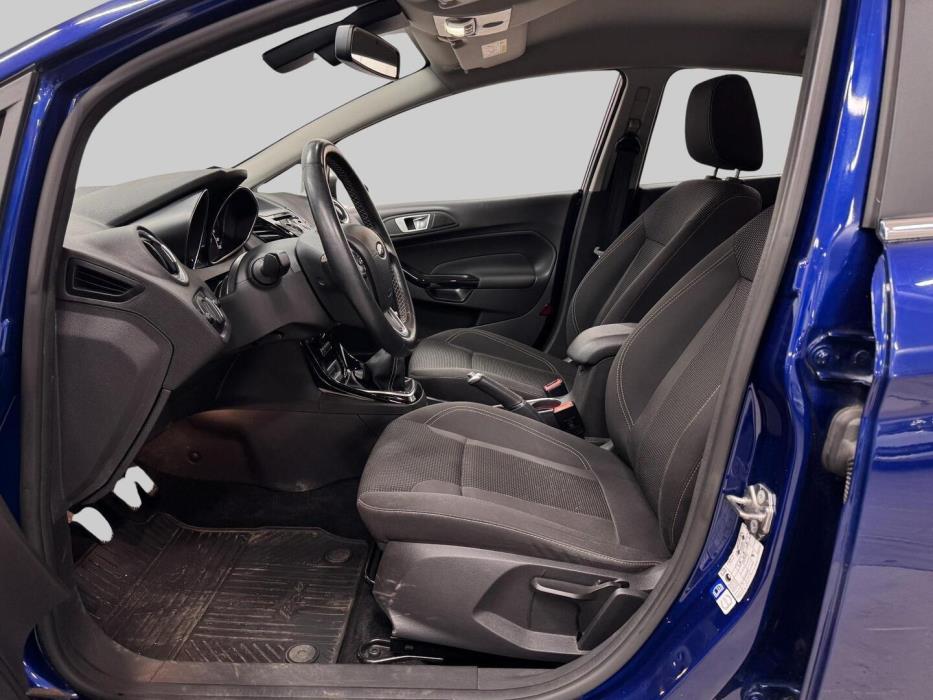 FORD Fiesta 2016