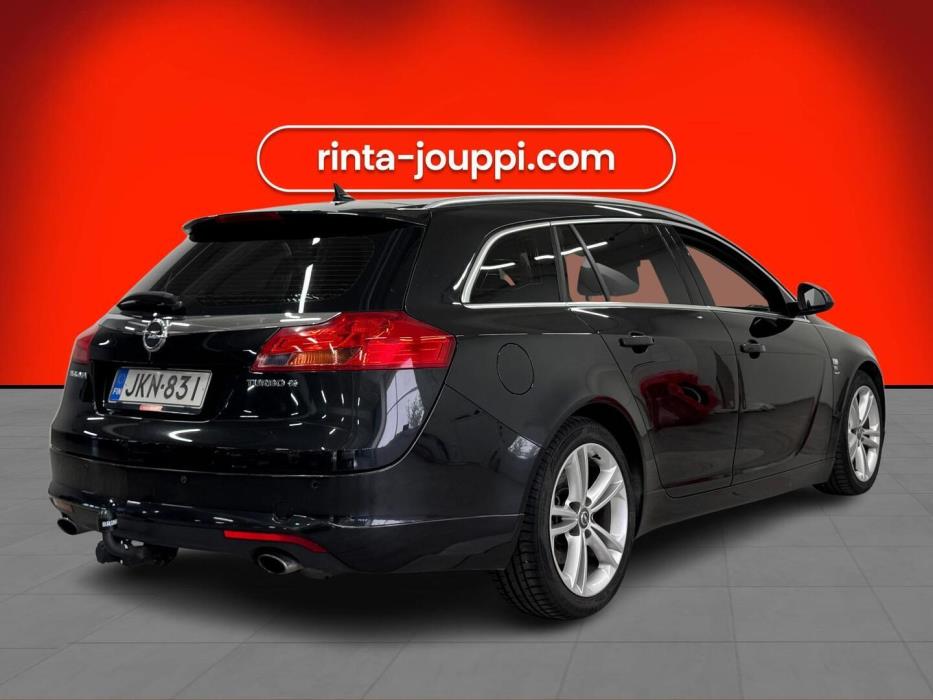 OPEL Insignia 2011