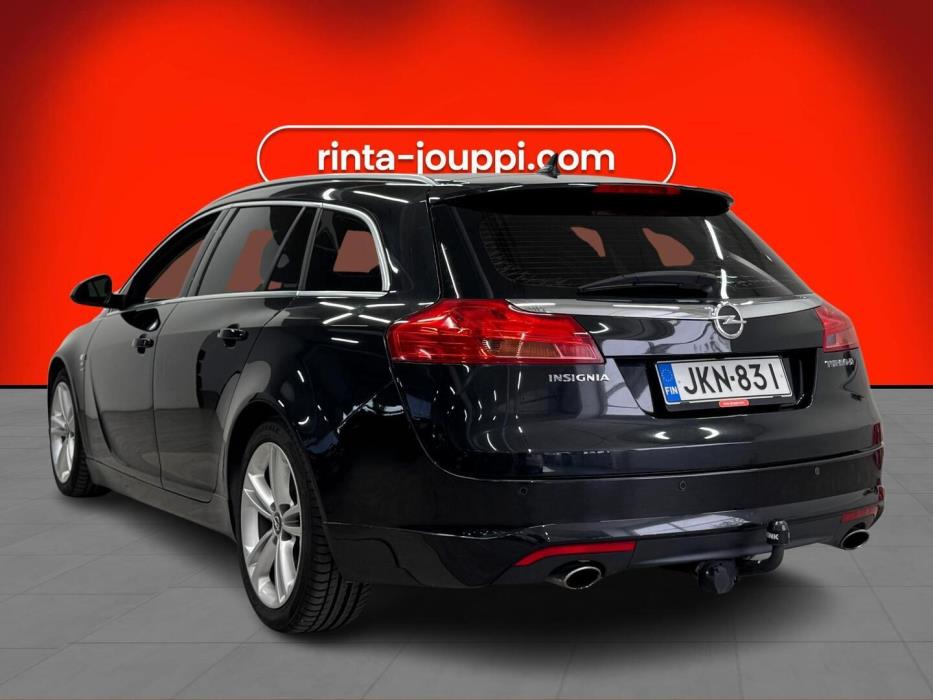 OPEL Insignia 2011