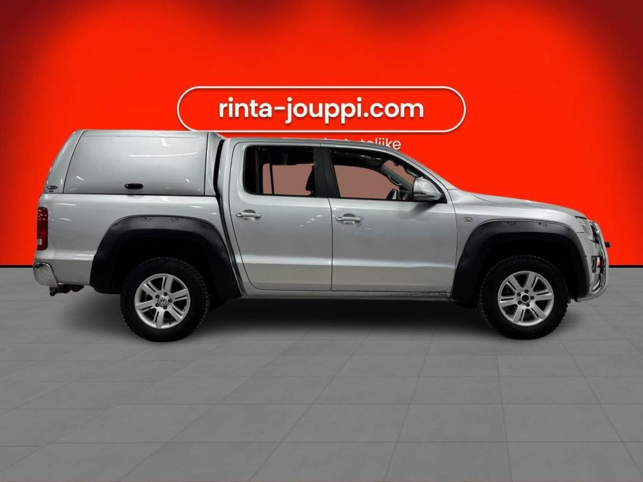 VOLKSWAGEN Amarok 2012