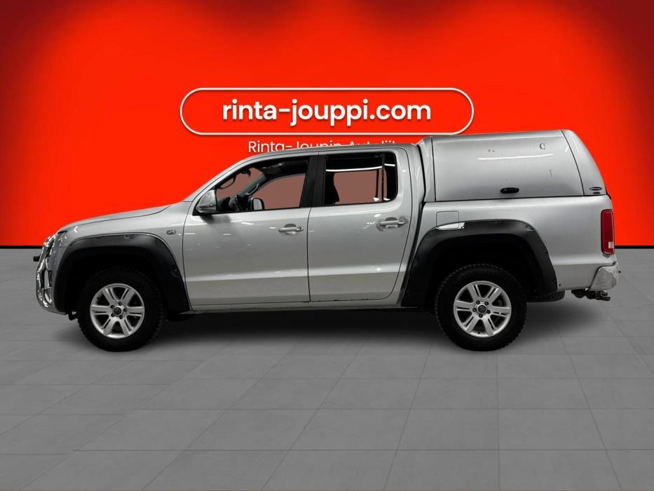 VOLKSWAGEN Amarok 2012