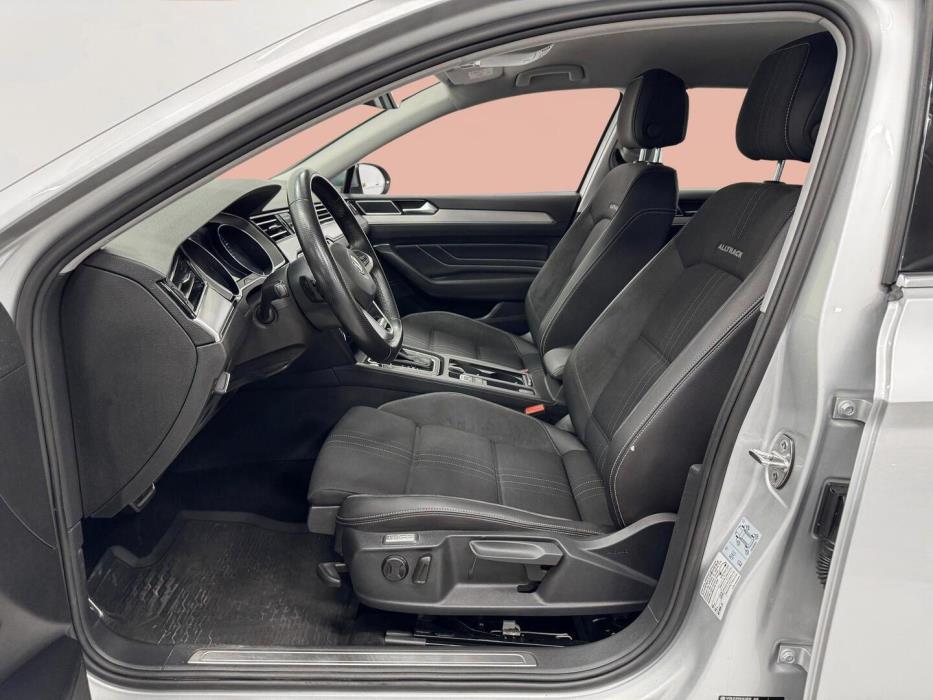 VOLKSWAGEN Passat 2020