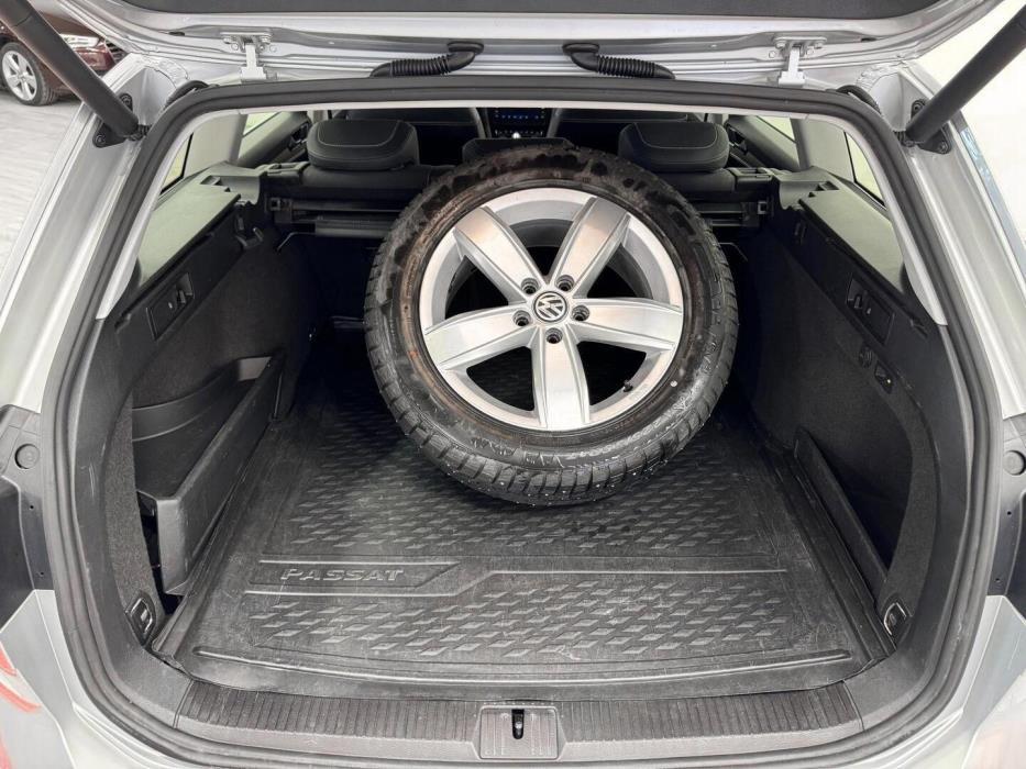 VOLKSWAGEN Passat 2020