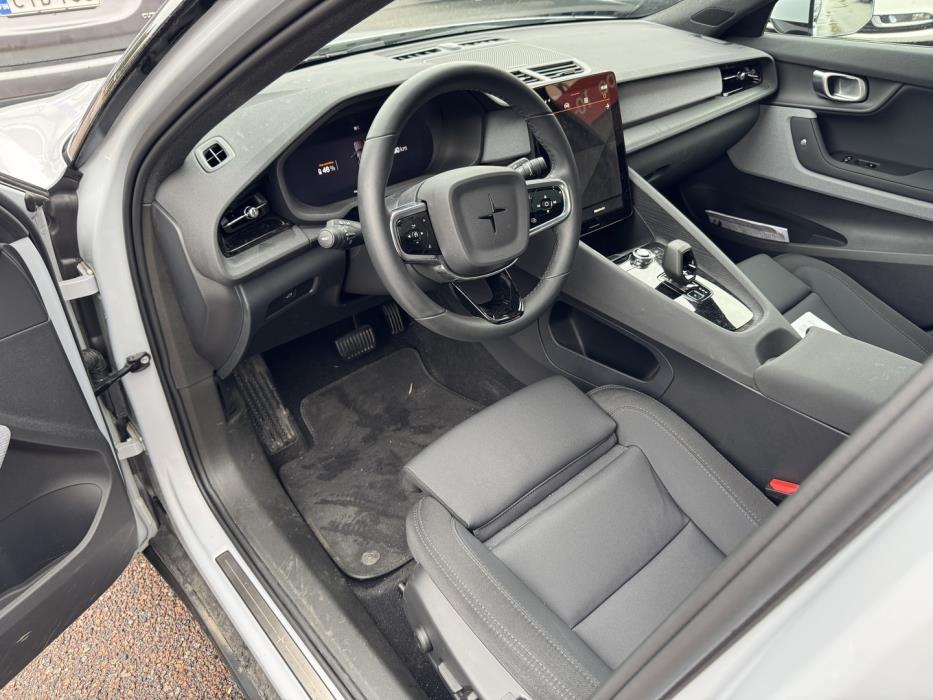 POLESTAR 2 2024