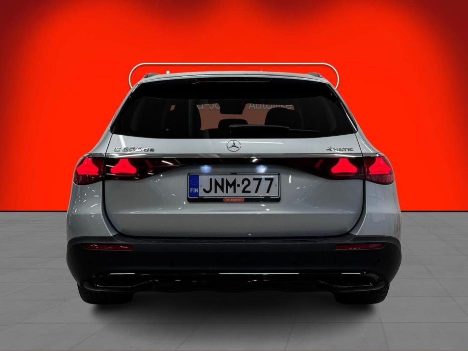 MERCEDES-BENZ E 2024