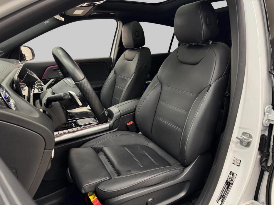 MERCEDES-BENZ EQA 2023