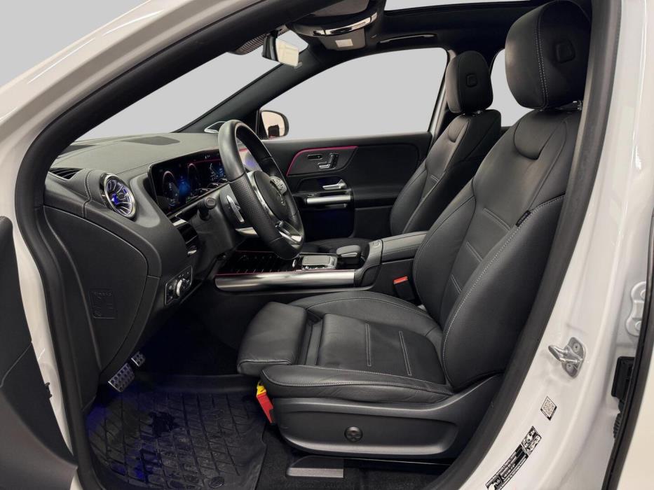 MERCEDES-BENZ EQA 2023