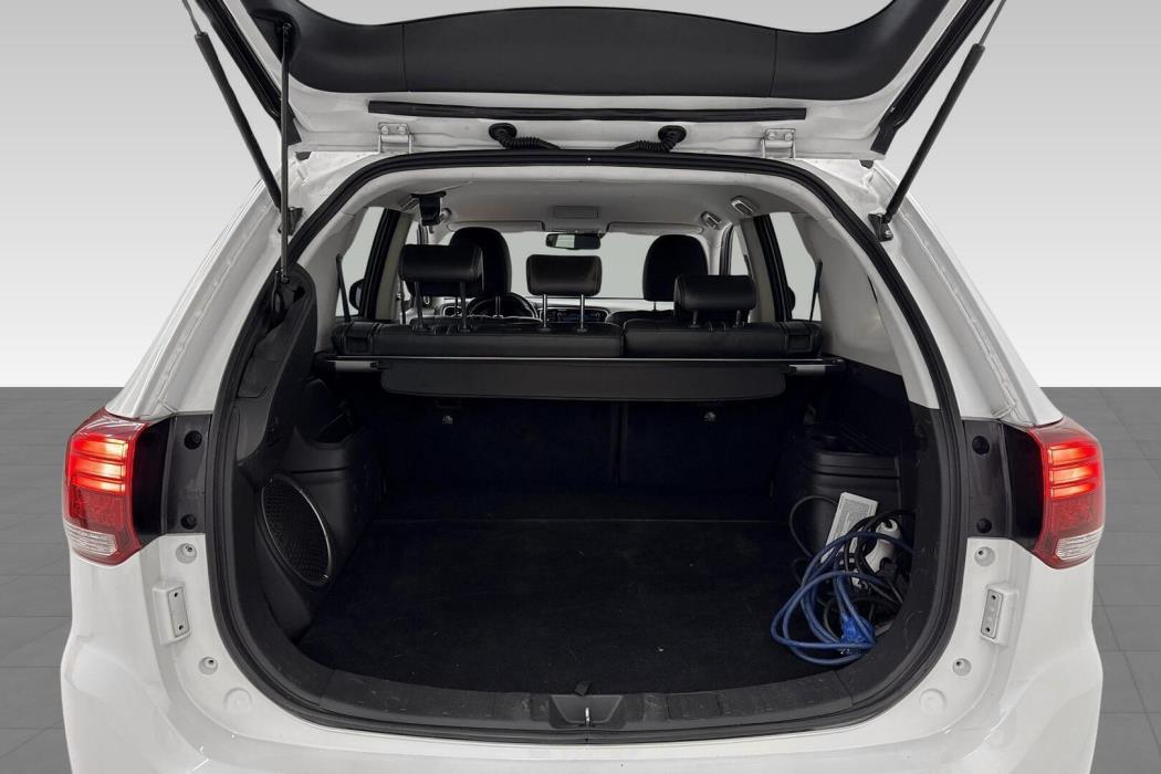 MITSUBISHI Outlander PHEV 2016