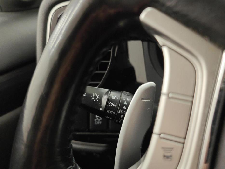 MITSUBISHI Outlander PHEV 2016