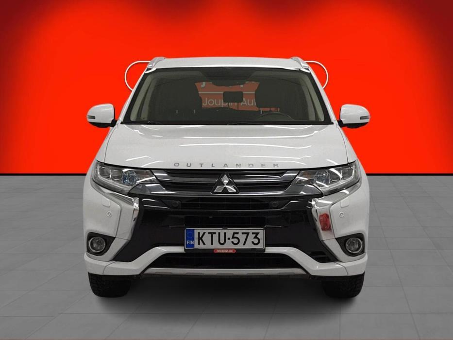 MITSUBISHI Outlander PHEV 2016