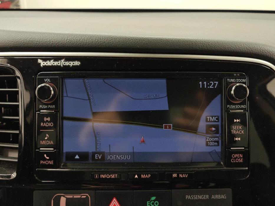 MITSUBISHI Outlander PHEV 2016