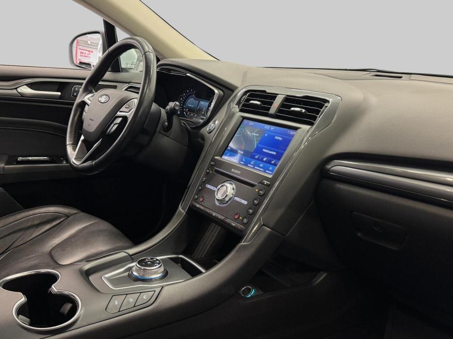FORD Mondeo 2021