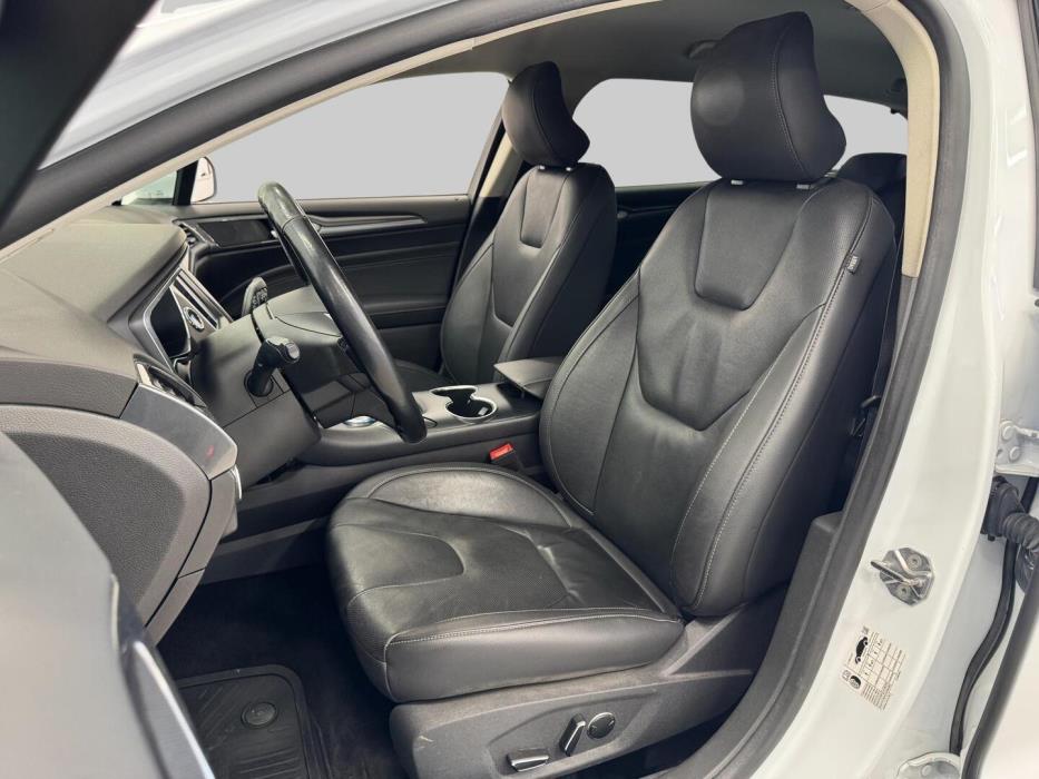 FORD Mondeo 2021