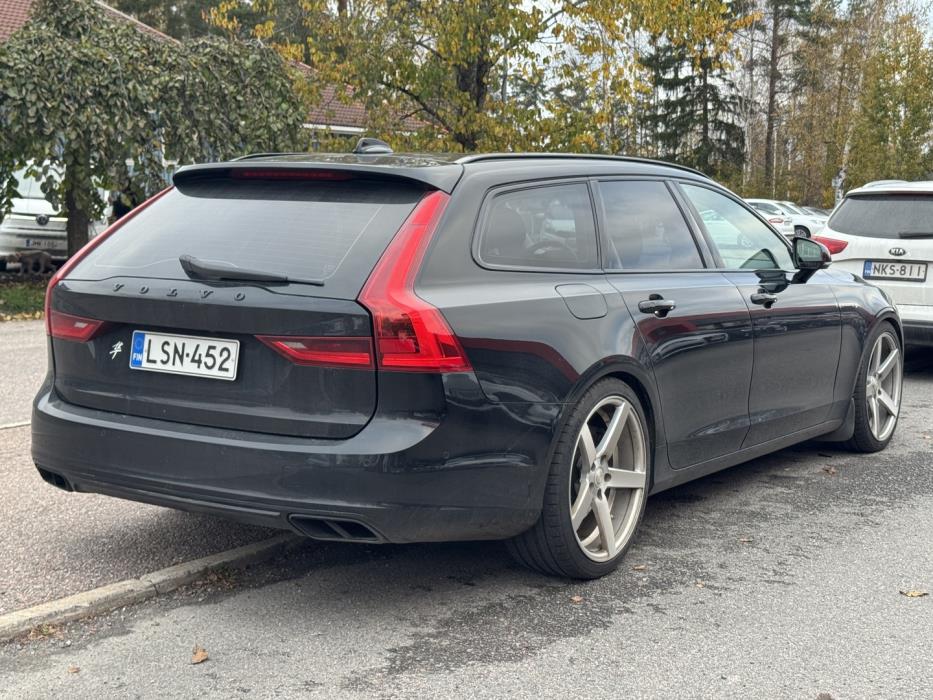 VOLVO V90 2017