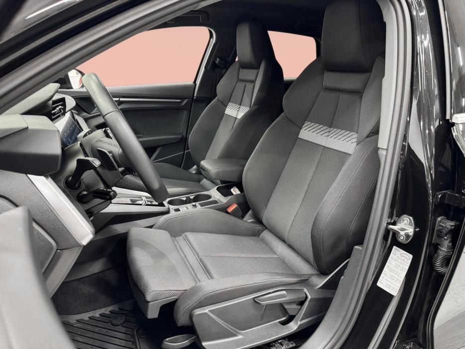 AUDI A3 2024