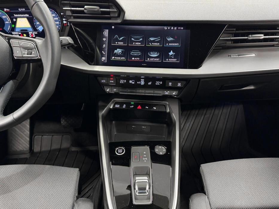 AUDI A3 2024