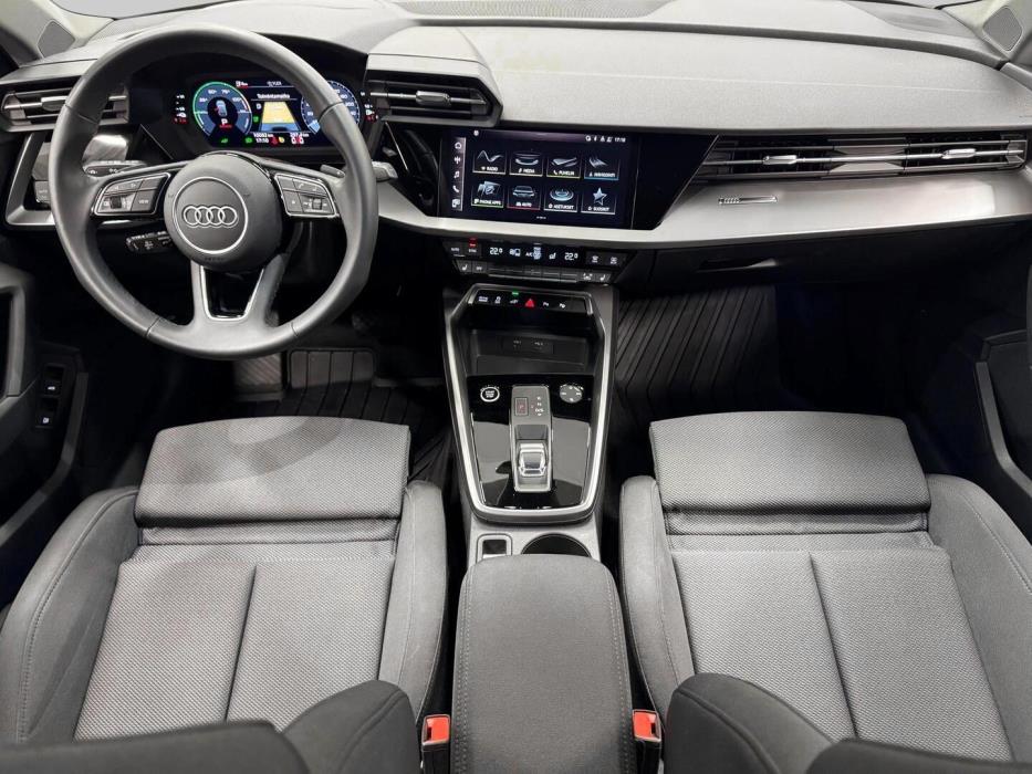 AUDI A3 2024