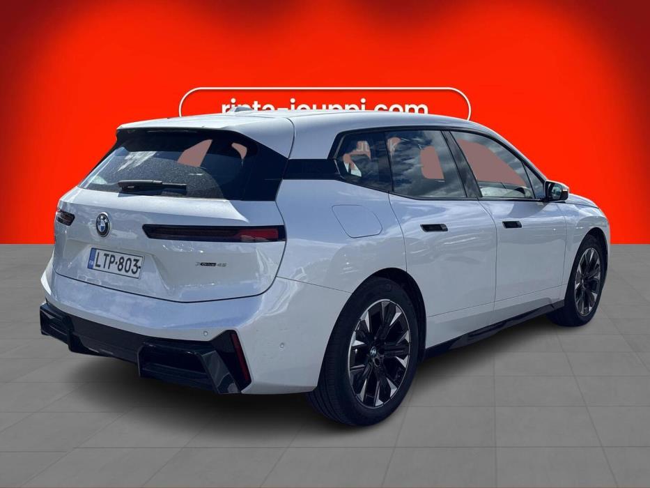 BMW IX 2025
